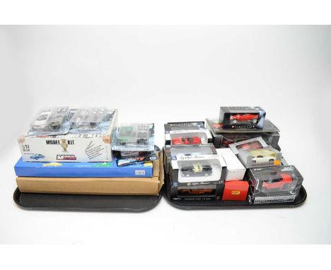 A selection of diecast model cars and car kits, including: NewRay Alfa Romeo; NewRay CityCruiser Collection; Collezione Class