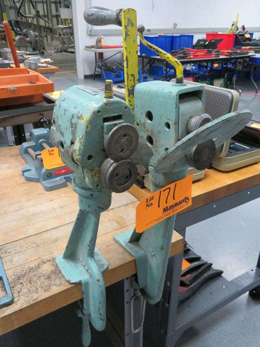 (2) Sheet Metal Edger (1) Lockformer Easy Edger, (1) Peck, Stow