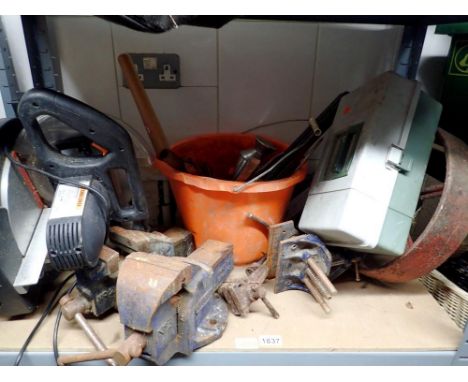Shelf of mixed tools to include Record No3 vice. All electrical items in this lot have been PAT tested for safety and have pa