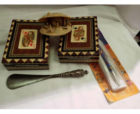 Mixed collectables including two wooden playing card boxes. UK P&amp;P Group 1 (£16+VAT for the first lot and £2+VAT for subs