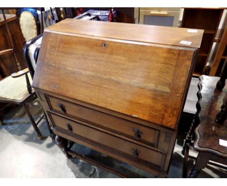 Oak bureau with fitted interior, D: 39 cm, W: 76 cm, H: 96 cm. Not available for in-house P&amp;P