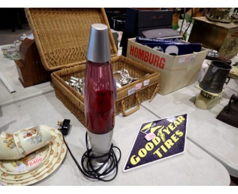 Flink lava lamp with bulb, working. Not available for in-house P&amp;P