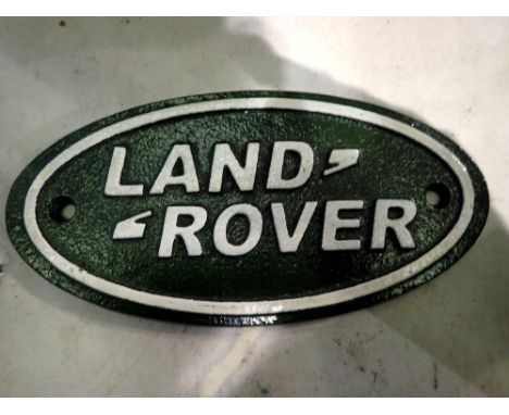 Cast iron Land Rover sign, L: 17 cm. UK P&amp;P Group 1 (£16+VAT for the first lot and £2+VAT for subsequent lots)