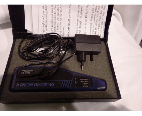 Diamond Beam II portable cased diamond tester with charger, working at lotting. UK P&amp;P Group 1 (£16+VAT for the first lot