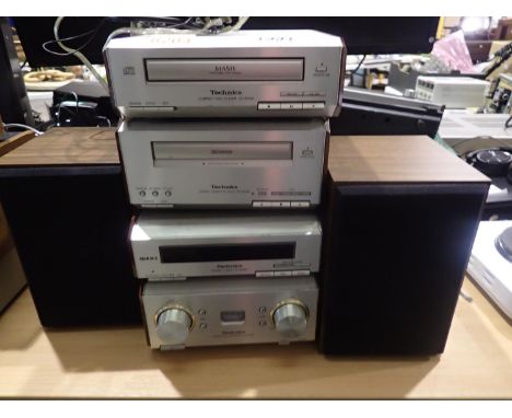 Technics HD560 component stereo system with speakers, CD, tape &amp; radio. All electrical items in this lot have been PAT te