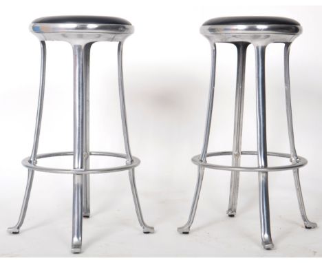 Joan Casas Ortinez for Indesca - A matching pair of&nbsp;retro vintage 20th Century Spanish bar stools / labe machinist stool