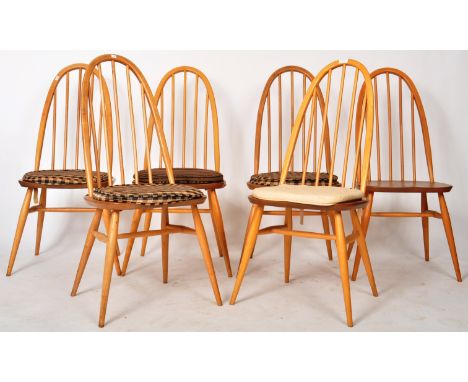 Lucian Ercolani - Ercol - Windsor Quaker Pattern - A set of six retro vintage 20th Century beech and elm dining chairs having