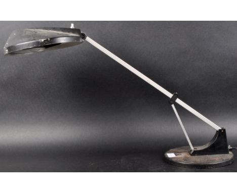 George Carwardine &amp; Kenneth Grange - Anglepoise - WL3 -&nbsp;A retro vintage 1970's industrial desk lamp having a formed 