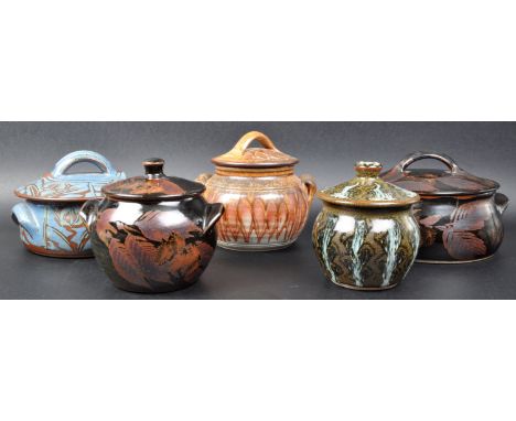 David Eeles (1933-2015) - Shepherd's Well Pottery - A selection of five retro 20th Century studio art pottery stoneware lidde