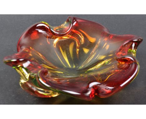 A retro vintage 20th Century Italian Murano studio art glass biomorphic centrepiece bowl with fading colours in red, green an