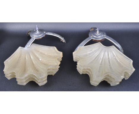Rochelle - A matching pair of&nbsp;vintage 1930s Art Deco Odeon type ceiling lamp light fitting / chandelier. The shade forme