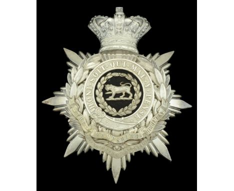 The Hampshire Regiment 2nd Volunteer Battalion Oï¬ƒcer’s Helmet Plate 1883-1901. A good example in silver plate, the crowned 