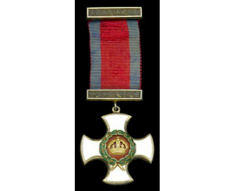 Distinguished Service Order, G.V.R., silver-gilt and enamel, with integral top riband bar, in Garrard, London, case of issue,