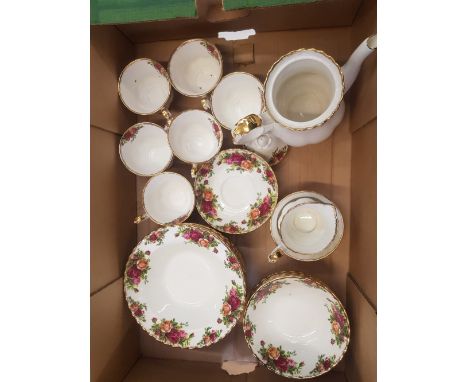 Royal Albert Old Country Roses pattern Tea ware items to include Lidded Tea pot, 6 cups and saucers, 6 rimmed soup bowls, 6 c