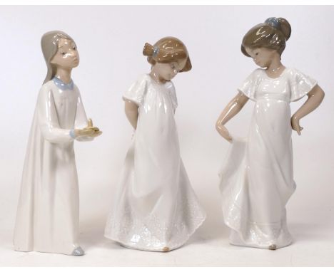 Nao Figures of three young girls, tallest 22cm(3) 