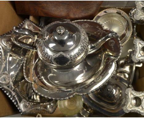 Metalware- Am EPNS pedestal bowl decorated with floral edging, EPNS teapot, cased set of EPNS cutlery etc. 