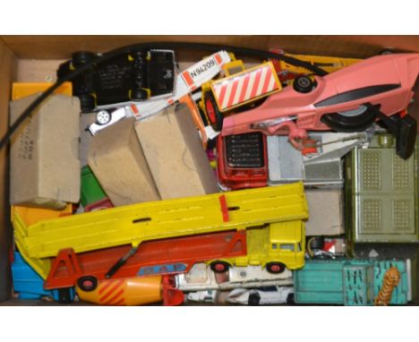 A Dinky Pink Panther; a Corgi Daktari Land Rover 109; others play worn; quantity