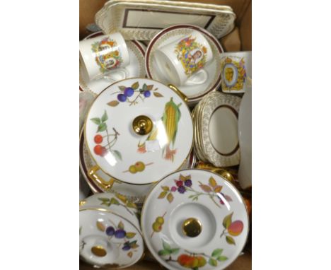 Ceramics- Royal Worcester, Evesham dinner ware; Cottageware, butterdish, commemorative etc. 