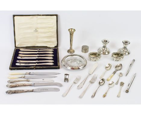 A small quantity of silver, including salts, flatware, bud vase, a cased set of knives, etc., 230grs total approx.