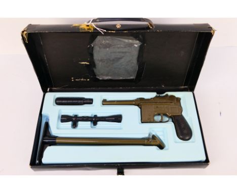 Lone Star - Starsky & Hutch - Machine Pistol. A boxed #1192 diecast metal, Machine Pistol from 1978. Outer Packaging is kept 