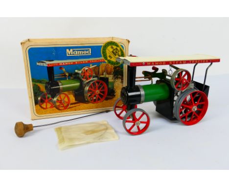 Mamod - Steam Tractor. A boxed #8089 Mamod Steam Tractor TE1a. The model appears to have been lightly used and in Excellent c