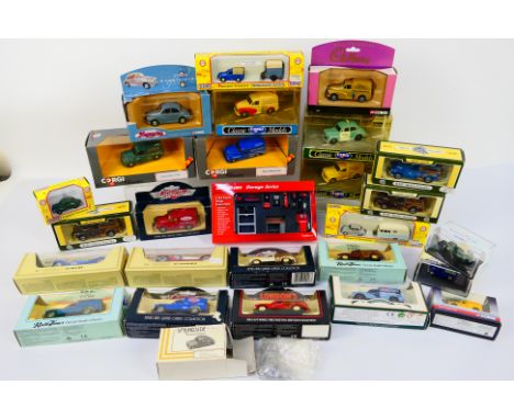 Corgi - Lledo - Classix - Matchbox MOY - Other - Over 20 boxed diecast model vehicles, many Morris Minor related, in various 