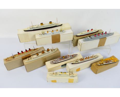 CMKR - Minic Hein Muck Kits - Mercator - Others - A collection of 10 boxed diecast and plastic model ships in various scales.