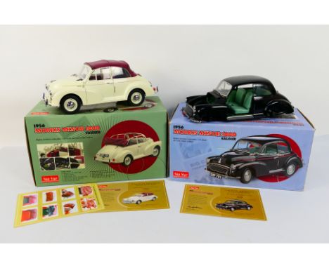 Sun Star - Two boxed 1:12 scale Sun Star 1956 Morris Minor 1000. Lot consists #4771 Tourer - appears Very Good but has some s