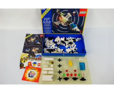 Lego - Legoland. A boxed #6780 Lego Land Light & Sound XT-Starship. Contents appear in Excellent condition with instructions,