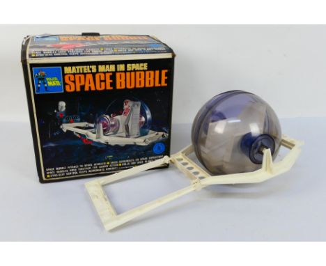 Mattel - Major Matt - Space Bubble. A boxed Mattel 'Man In Space' Space Bubble (Major Matt). Box appears to have some storage
