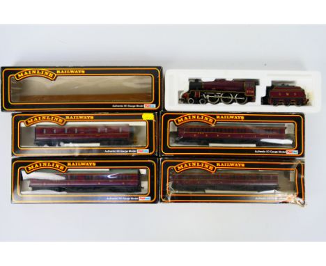 Mainline - A boxed OO gauge locomotive and 4 x boxed coaches in LMS livery, a Jubilee Class 4-6-0 named Glorious number 5719 