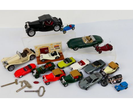 Corgi - Matchbox - Franklin Mint - Remi - A group of unboxed vehicles including Jaguar SS100 in 1:24 scale, MG TC in 1:18 sca