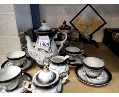 Oriental tea service and two Royal Worcester egg coddlers. Not available for in-house P&amp;P 