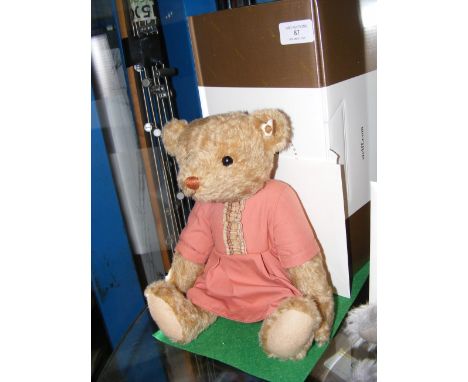 A collectable modern Steiff teddy bear with certificate and box 'Mama Bear'