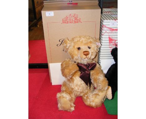 A collectable modern Steiff teddy bear with certificate and box 'Year 2000 Teddy Bear'