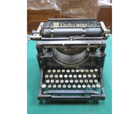 UNDERWOOD No.5 MANUAL TYPEWRITER 