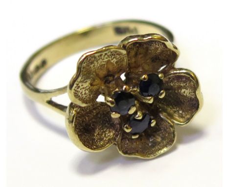 9ct Floral style ring set with Sapphires size L weight 3.8 grams