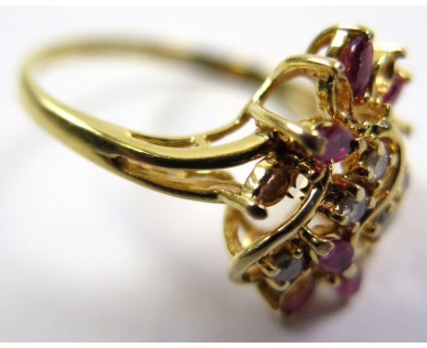 18ct Ruby and Diamond Ring size O weight 3.6 grams