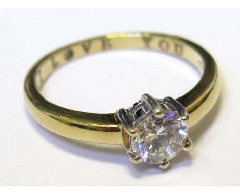 9ct Gold CZ Solitaire Ring size P weight 2.5 grams