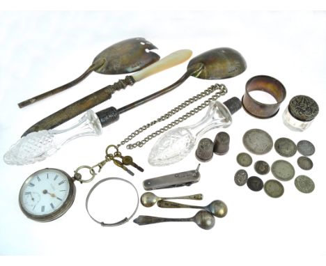 A boxed quantity of assorted silver to include a salad spoon, pen knife, napkin ring, key wind pocket watch etc