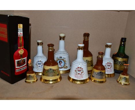 ALCOHOL, a collection of 10 x Bell’s Old Scotch Whisky in decanters (most seals broken, contents vary) sizes range from 25 &a