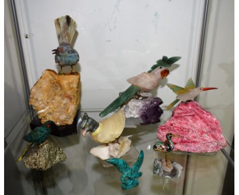 A Faberge style rose quartz, amethyst, aventurine and  carnelian carved parrot, rose quarts body, carnelian beak, aventurine 