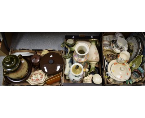 Ceramics - a West German Rumtopf; an oriental baluster table lamp; others including collector's plates, tableware, decorative