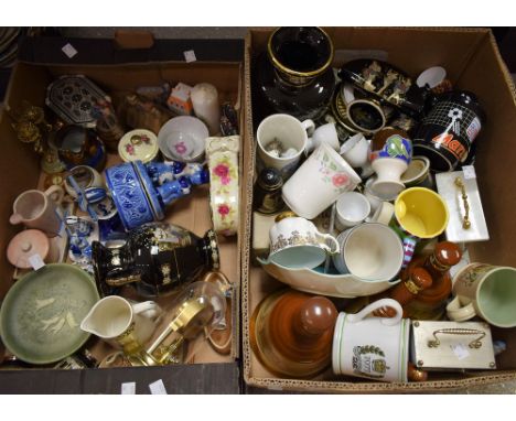Ceramics etc - a pair of Denby Egyptian Collection plates, Tutenkhamun and Ankhesan-amum, boxed; a Midwinter Stylecraft cake 