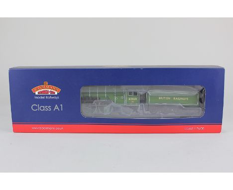 A Bachmann Branchline 'OO' gauge model railway locomotive and tender A1 class 60163 'Tornado' British Railways apple green, b