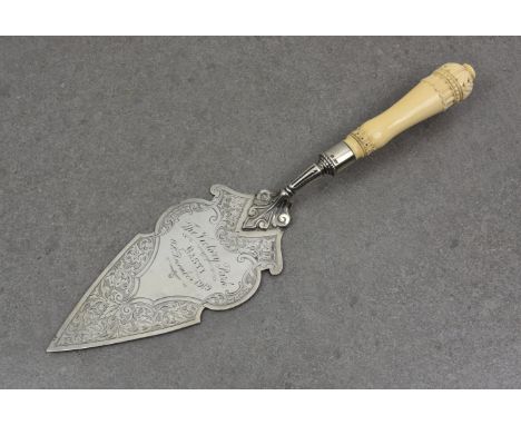 A fine George V silver presentation trowel with bone handle - inscription reads ' The Victory Park BASTI 16th December 1919 '