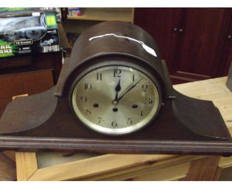 Mantel clock