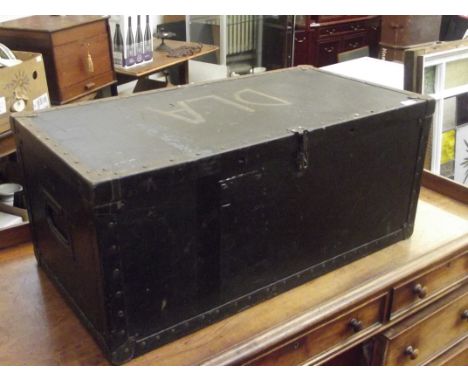 Vintage metal mounted trunk