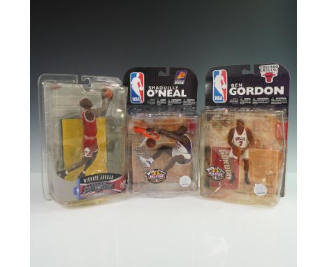 Group of three basketball action figures featuring Michael Jordan, Shaquille O'Neal, and Ben Gordon. The Michael Jordan figur