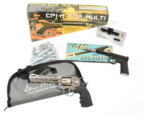 PURCHASER MUST BE 18 YEARS OF AGE OR OVERA Dan Wesson CO2 .177 Calibre Airsoft Revolver, numbered 16D74096, with black textur